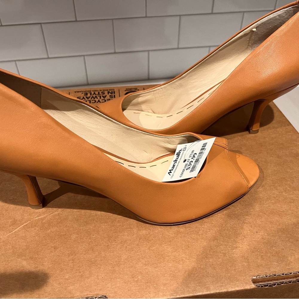 Nine West Nude Peep Toe Heels